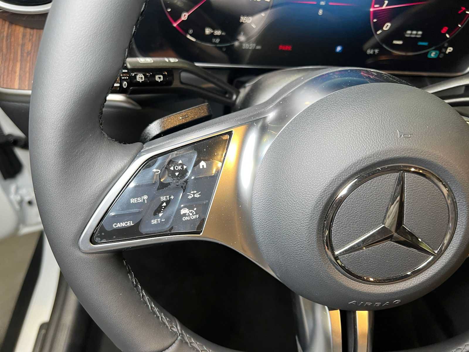 New 2027 Mercedes-Benz GLC 300 4MATIC image 29