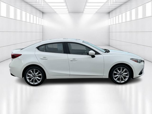 Used 2016 MAZDA MAZDA3 s Grand Touring w/ Technology Package image 4