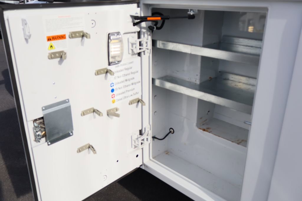 Used 2023 GMC Savana 3500 w/ Power Convenience Package image 20