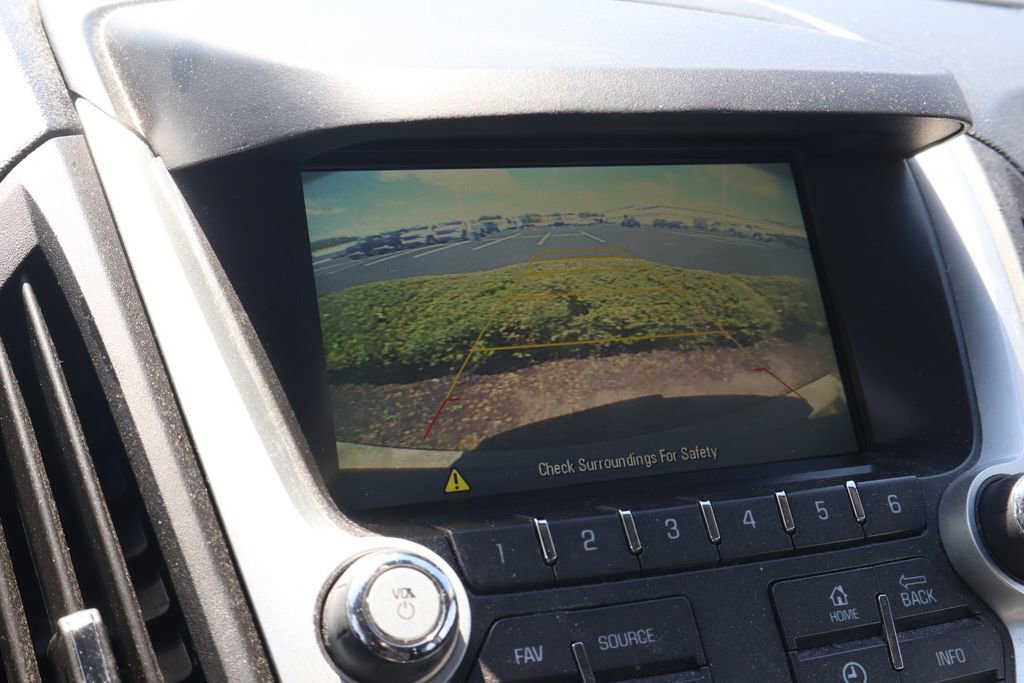 Used 2017 Chevrolet Equinox LS FWD image 20