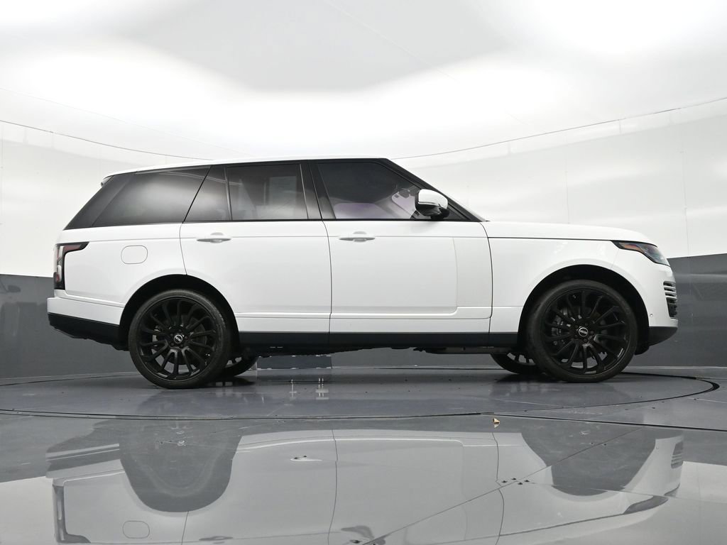 Used 2020 Land Rover Range Rover HSE image 30