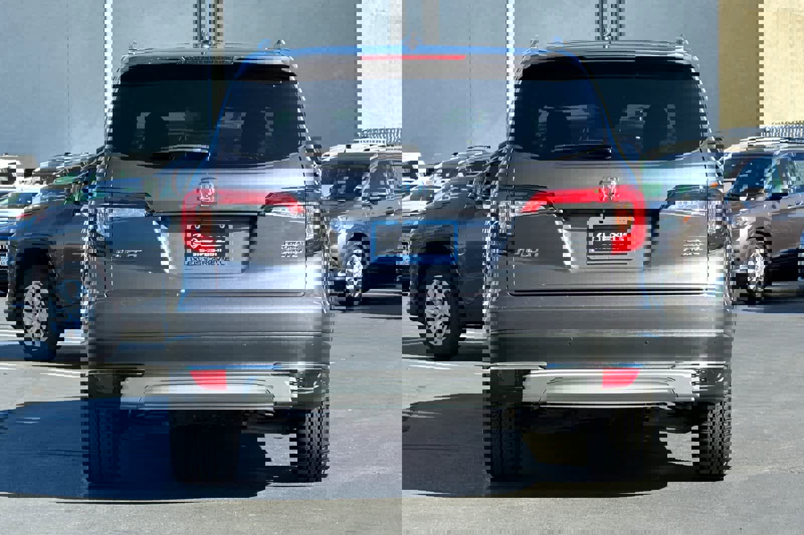 Used 2019 Honda Pilot Touring image 8