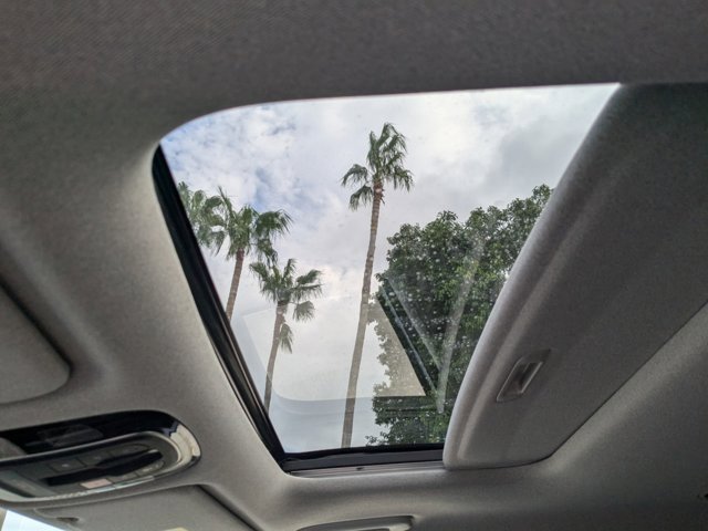 Used 2025 Hyundai Palisade Limited image 21