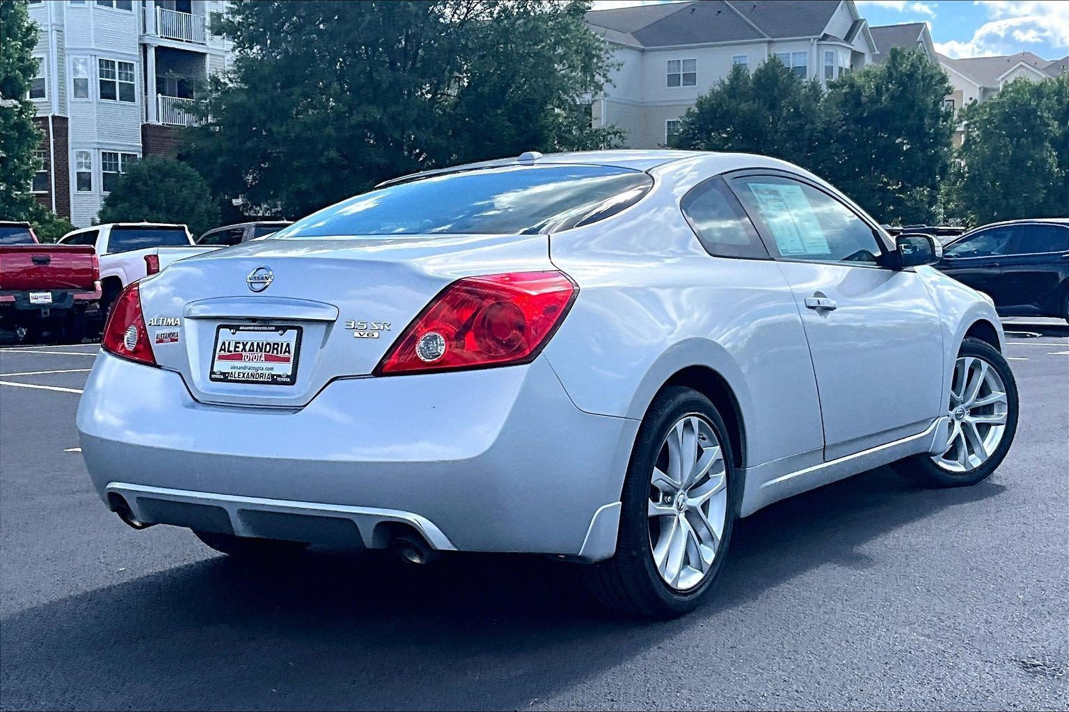 Used 2012 Nissan Altima 3.5 SR w/ 3.5SR Premium Pkg FWD image 12