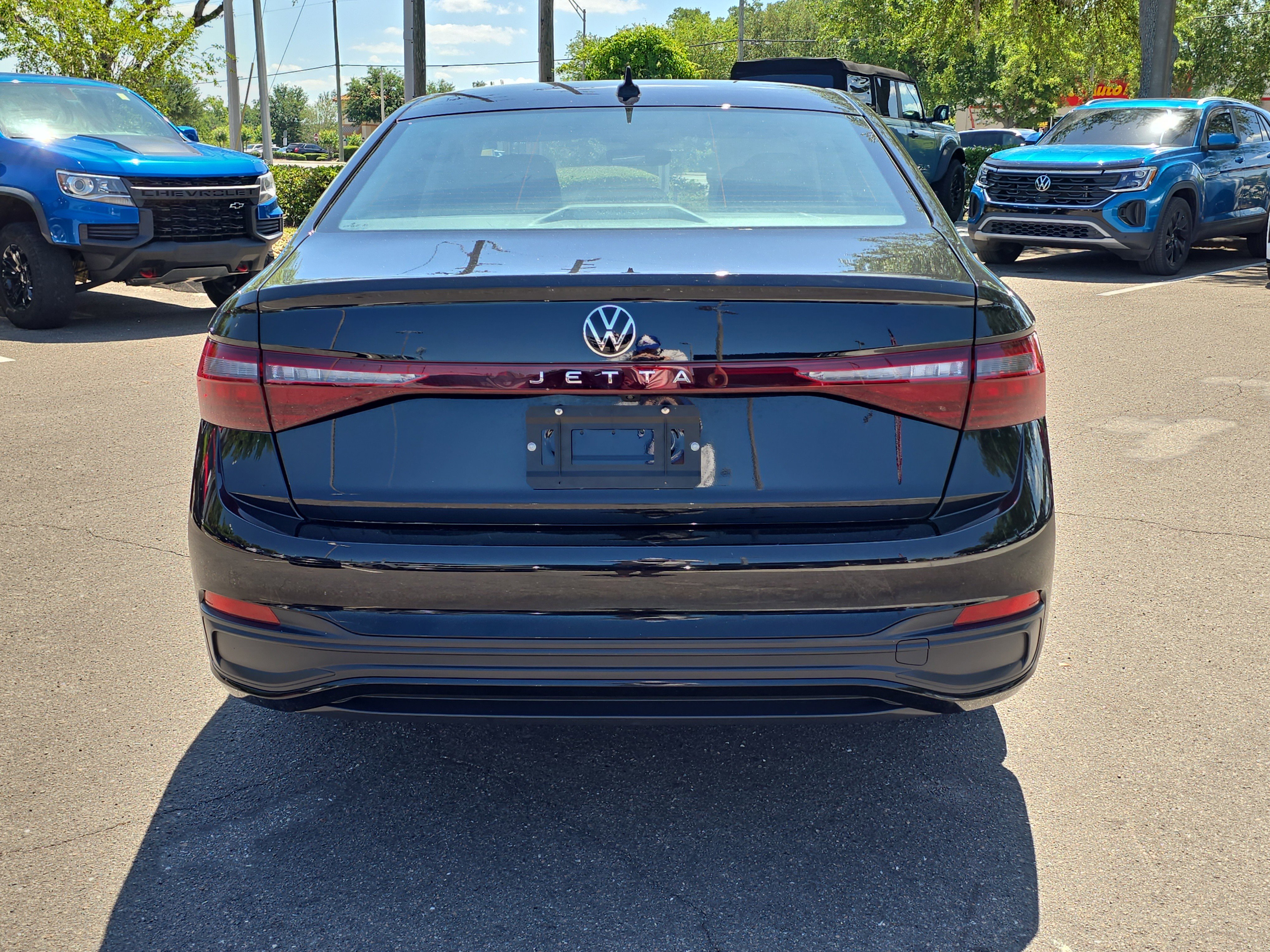 Used 2025 Volkswagen Jetta S image 7