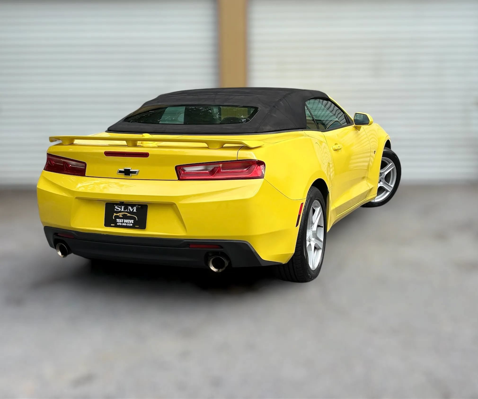 Used 2017 Chevrolet Camaro LT RWD image 10