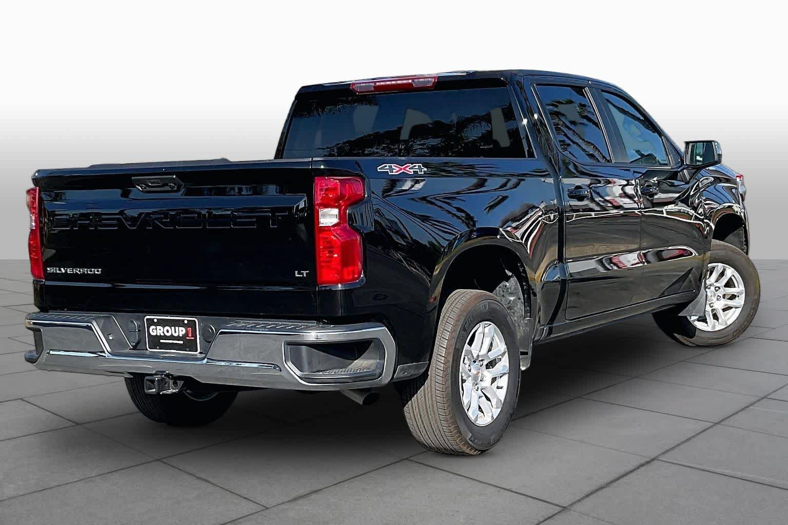 Used 2026 Chevrolet Silverado 1500 LT AWD/4WD image 12