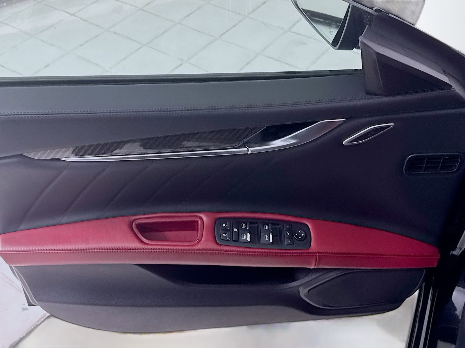 Used 2022 Maserati Ghibli Modena RWD image 15