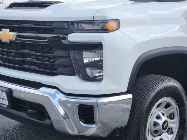 Used 2025 Chevrolet Silverado 3500 W/T w/ WT/CX Safety Package image 9