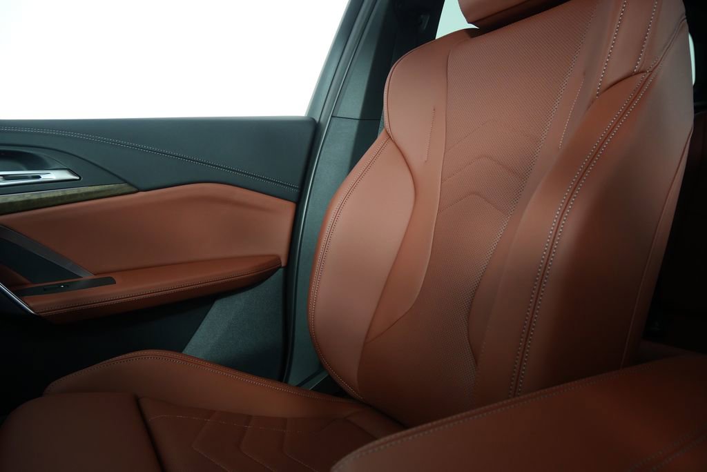 Used 2026 BMW X1 xDrive28i w/ Technology Package image 23