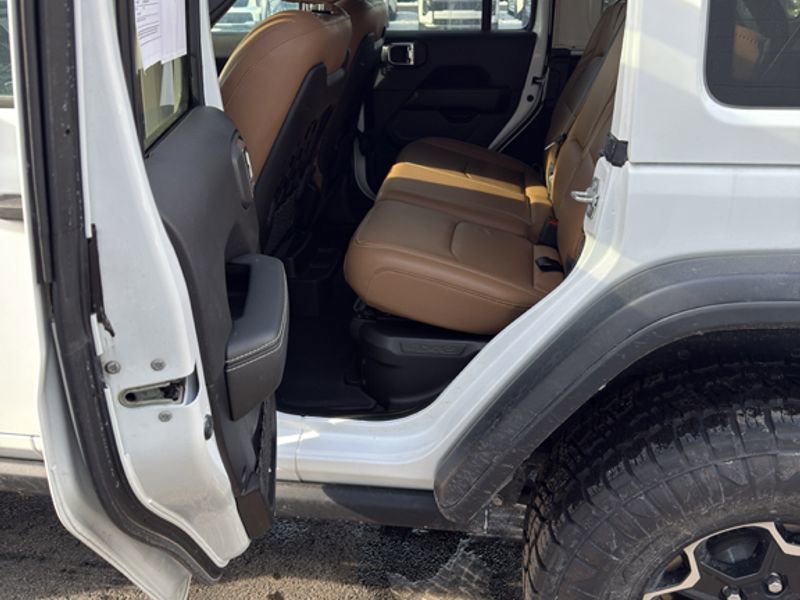 Used 2021 Jeep Wrangler Unlimited Rubicon 4xe w/ Cold Weather Group image 10