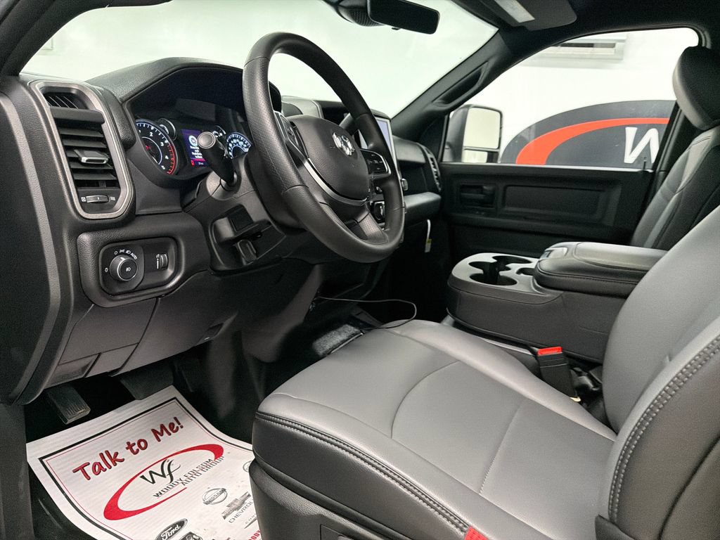 New 2026 RAM 5500 Tradesman AWD/4WD image 12