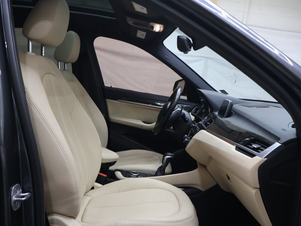 Used 2018 BMW X1 xDrive28i image 10