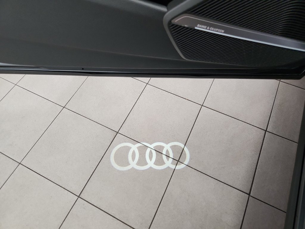 Used 2023 Audi Q5 2.0T Premium Plus w/ Premium Plus Package image 13