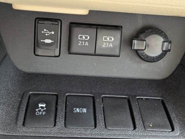 Used 2018 Toyota Highlander Limited Platinum image 22