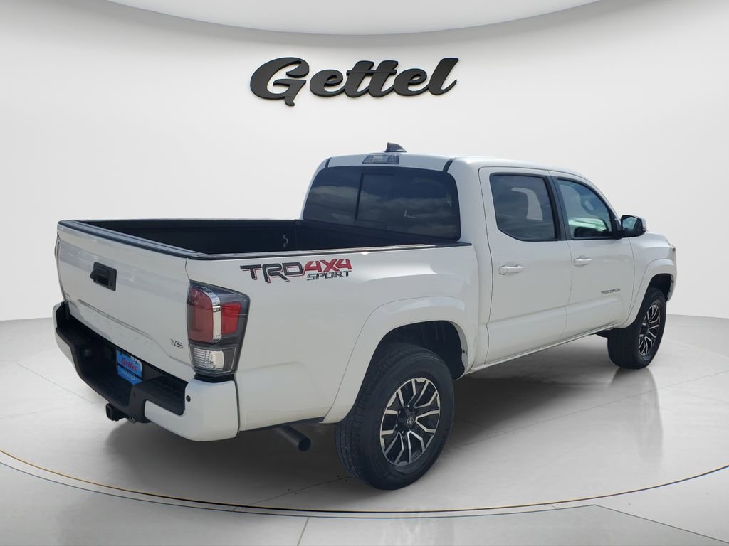 Certified 2022 Toyota Tacoma TRD Sport w/ Technology Package image 4