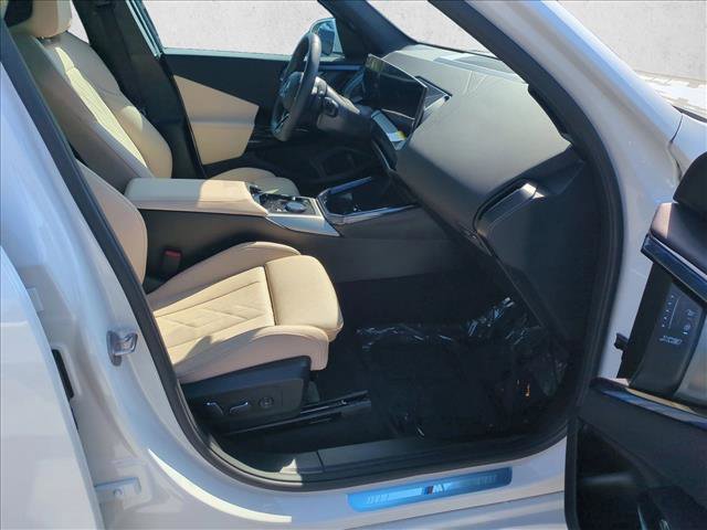 Certified 2026 BMW X3 xDrive30i w/ M Sport Package AWD/4WD image 23