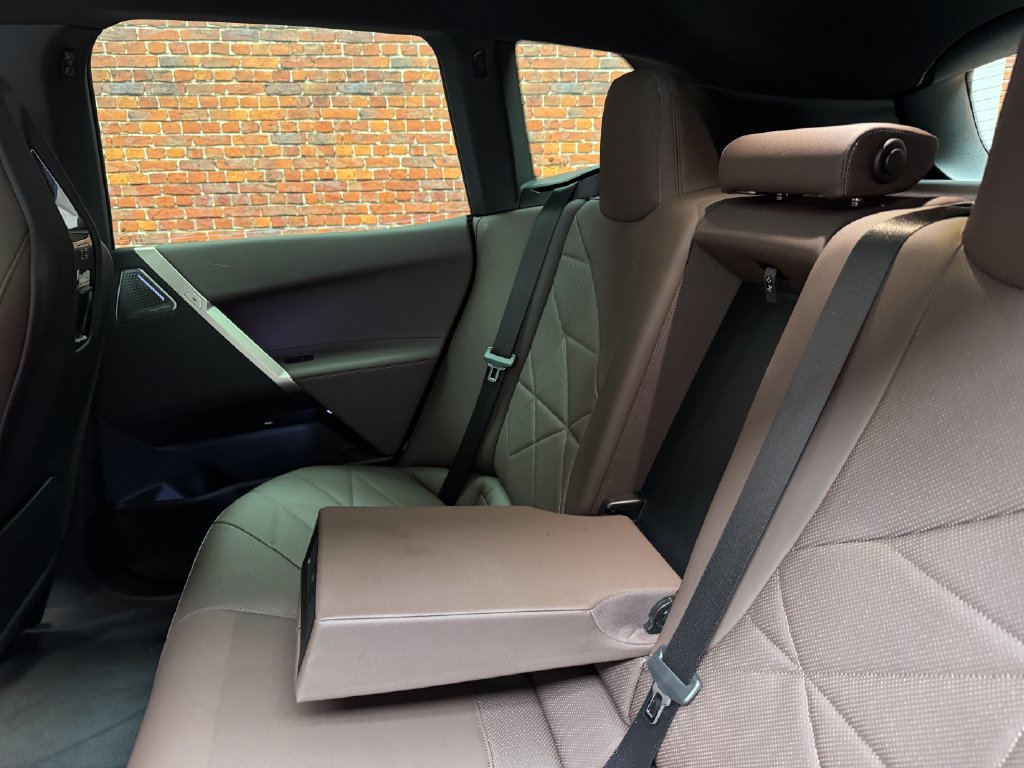 Certified 2023 BMW iX M60 w/ Executive Package AWD/4WD image 13