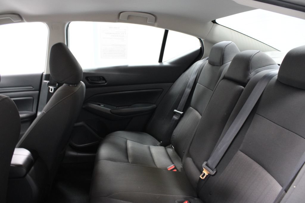 Certified 2024 Nissan Altima 2.5 SV FWD image 21