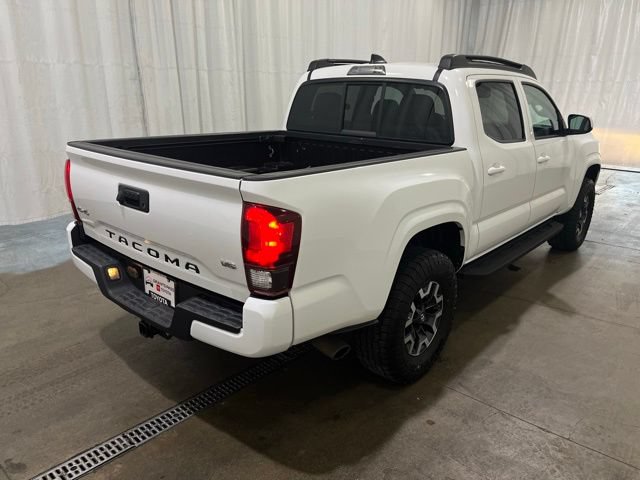 Certified 2021 Toyota Tacoma SR AWD/4WD image 4
