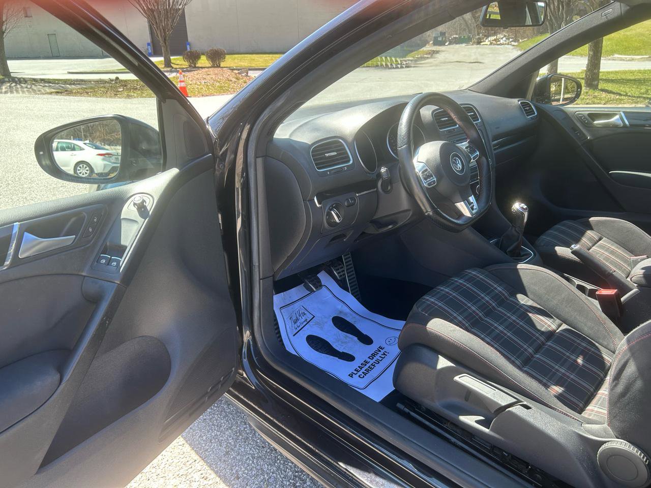 Used 2013 Volkswagen Golf 2-door image 10