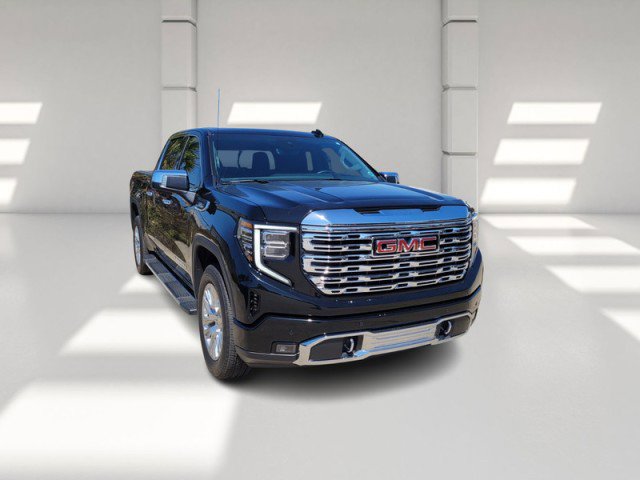 Used 2024 GMC Sierra 1500 Denali w/ Technology Package image 3