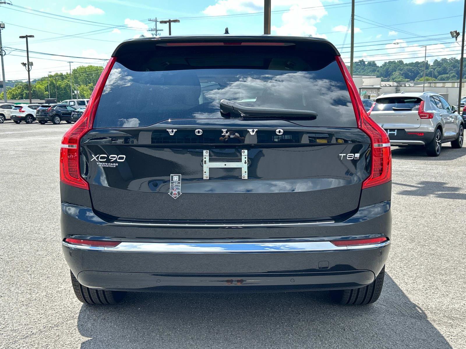 New 2025 Volvo XC90 T8 Plus w/ Protection Package Premier AWD/4WD image 4