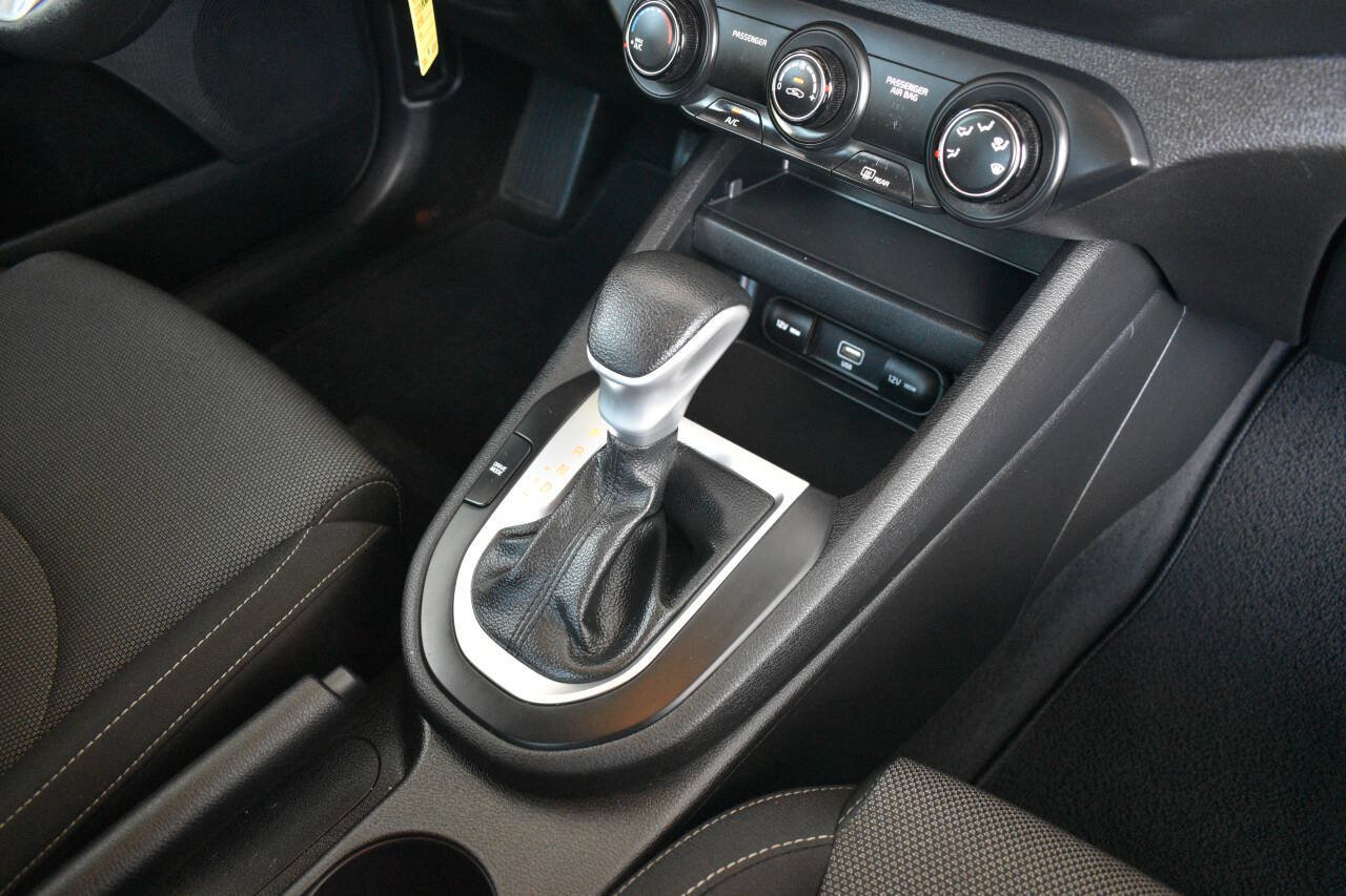 Used 2023 Kia Forte LXS FWD image 23
