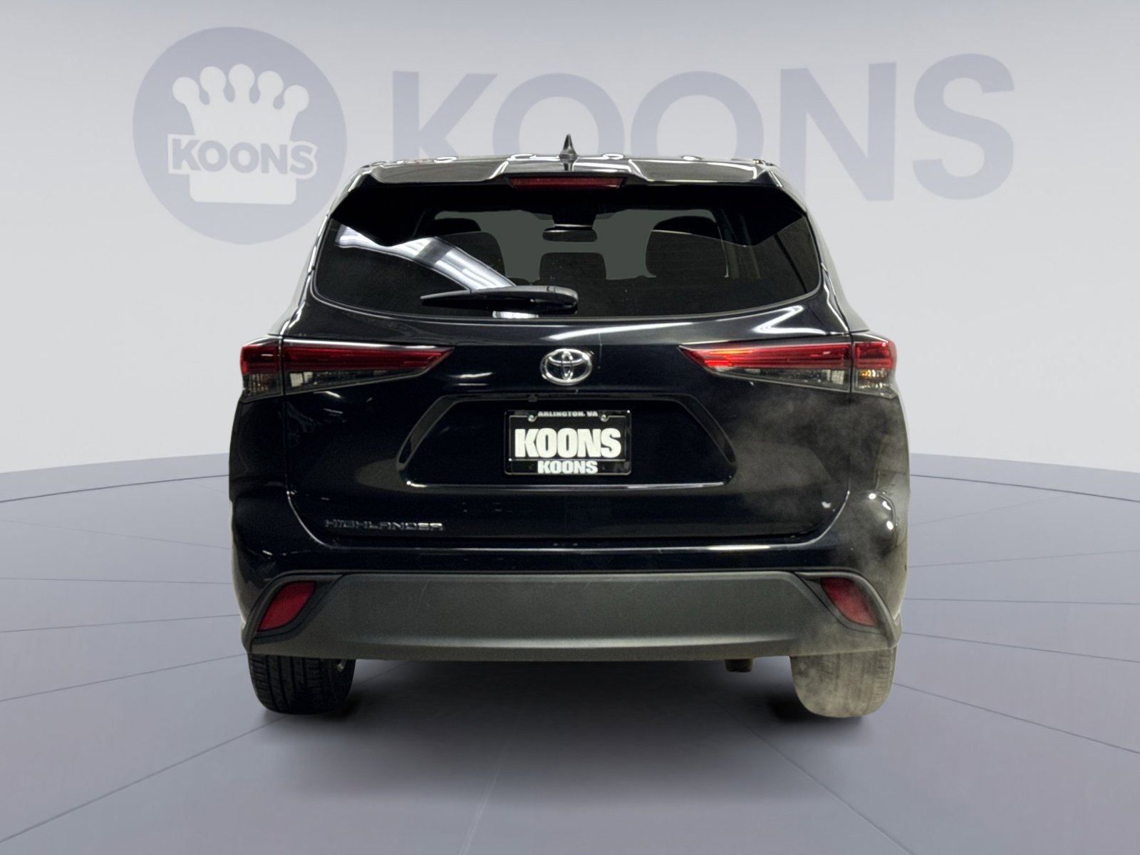 Used 2023 Toyota Highlander L image 11