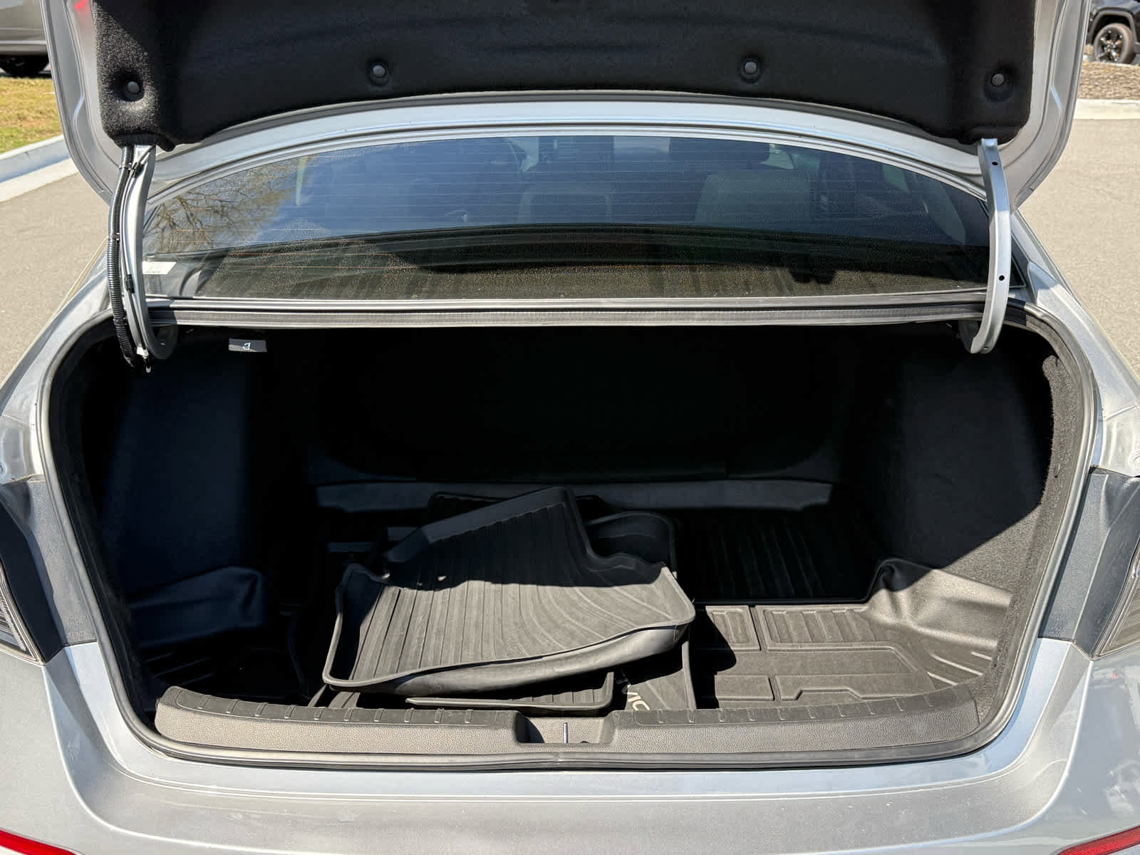 Used 2023 Honda Civic LX image 28