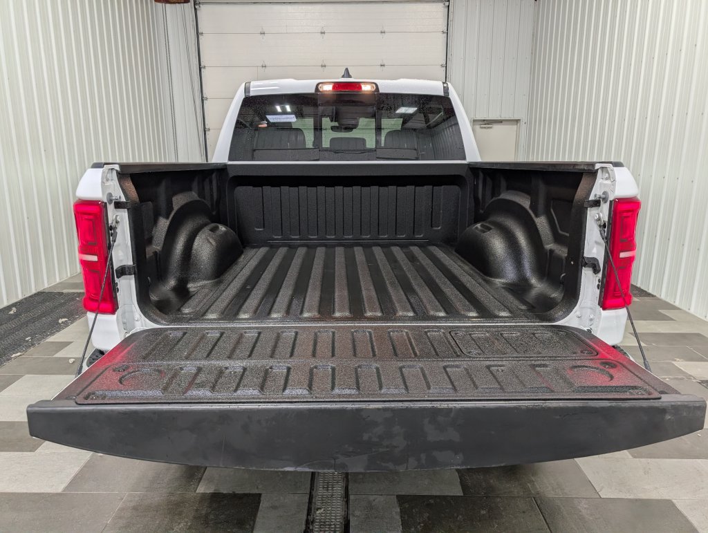 Used 2026 RAM 1500 Limited AWD/4WD image 28
