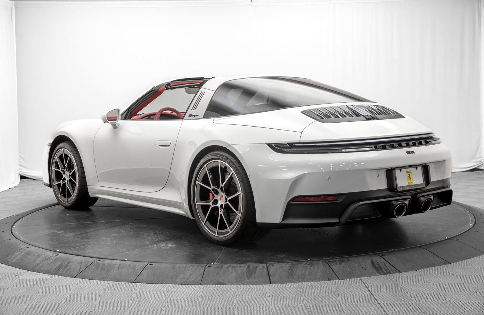 Used 2026 Porsche 911 Targa 4 GTS AWD/4WD image 5