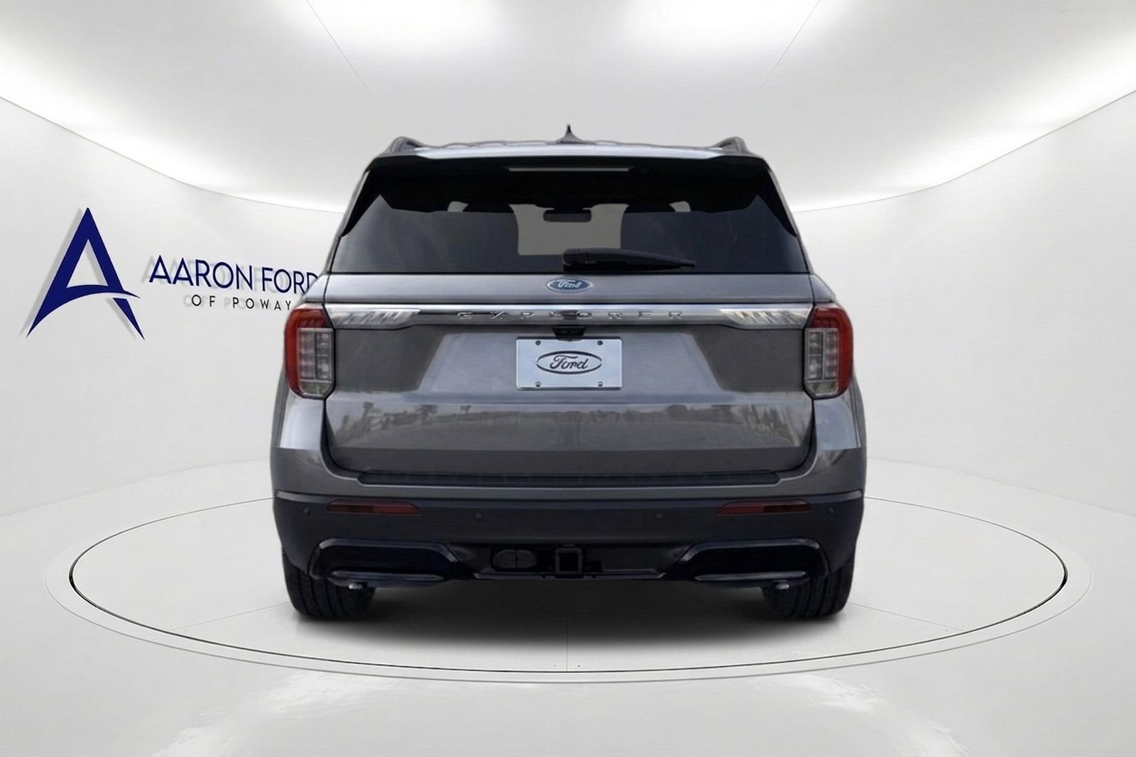 New 2025 Ford Explorer ST-Line w/ Premium Package RWD image 5