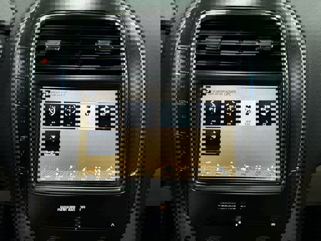 Used 2016 Lincoln MKX Reserve image 21