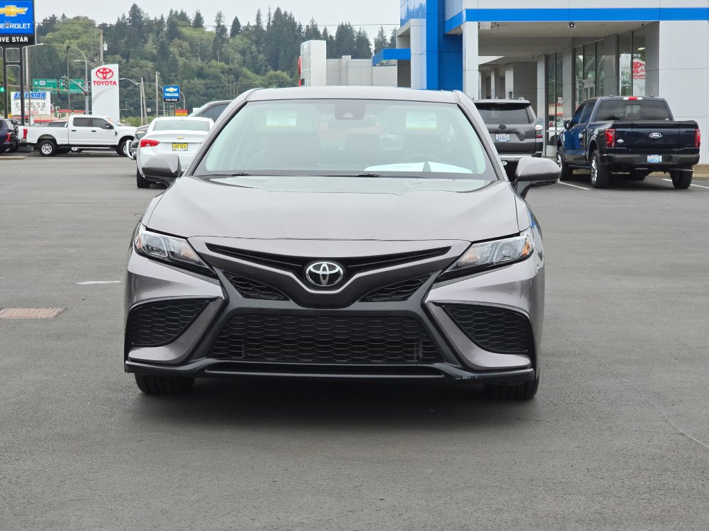 Certified 2024 Toyota Camry SE image 4