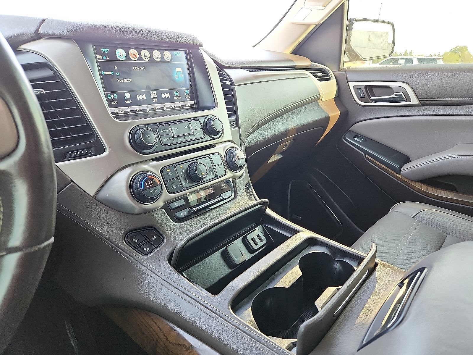 Used 2019 GMC Yukon XL Denali w/ Denali Ultimate Package AWD/4WD image 20