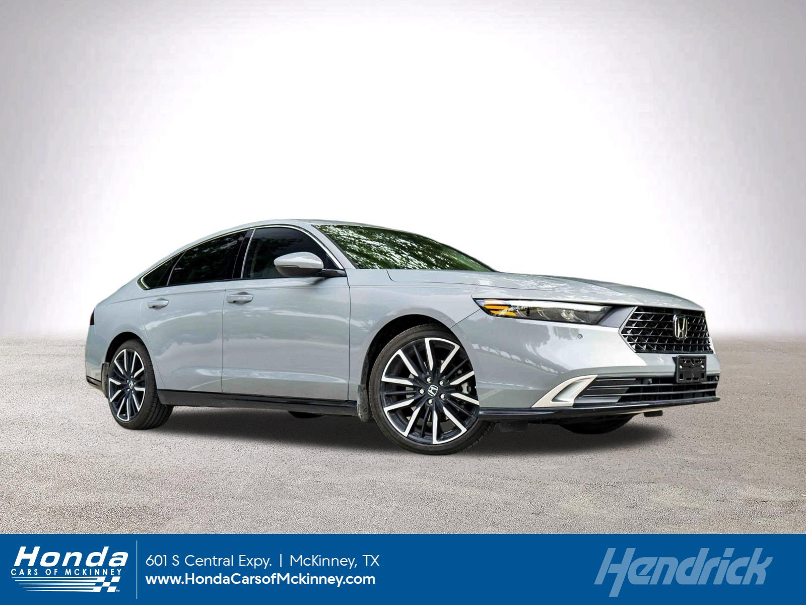 Used 2025 Honda Accord Touring image 1