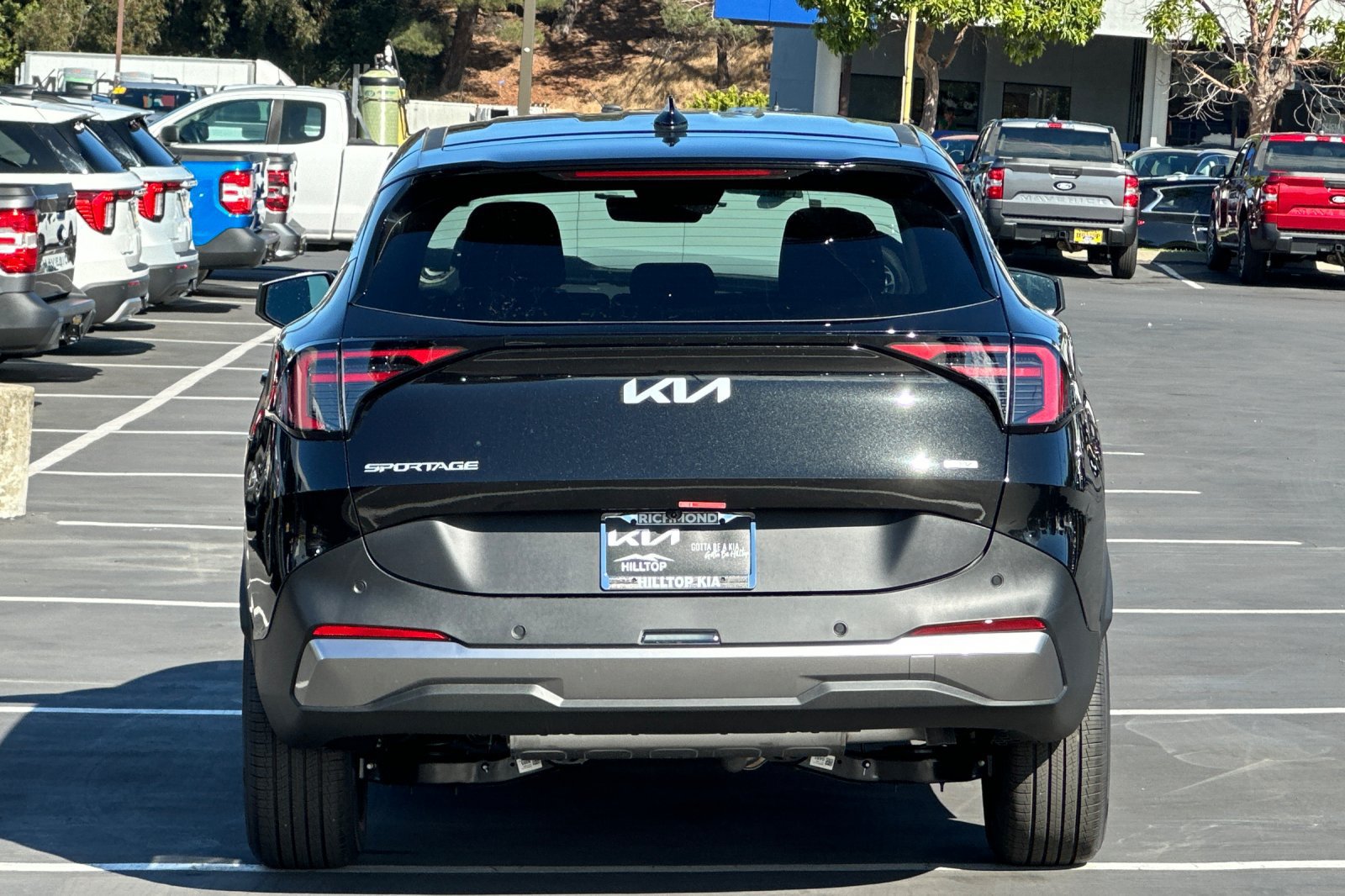 New 2027 Kia Sportage LX FWD image 5