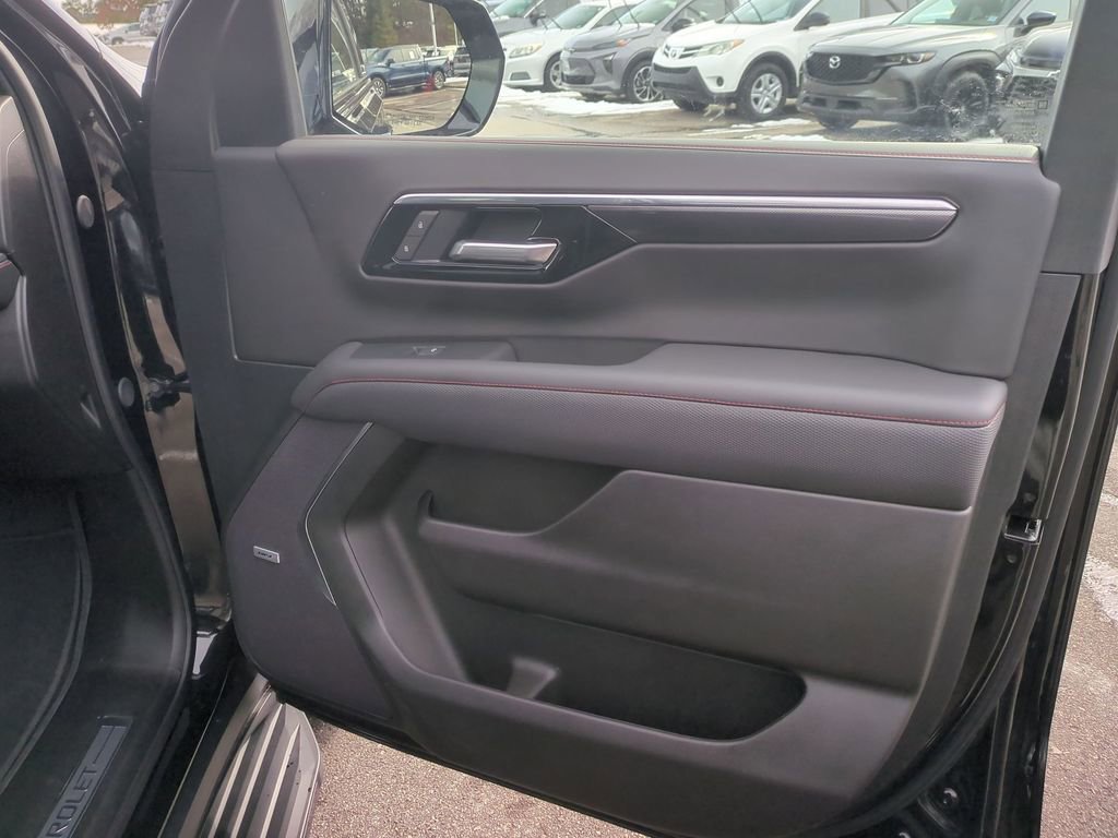 Used 2025 Chevrolet Tahoe RST w/ RST Capability Package image 34