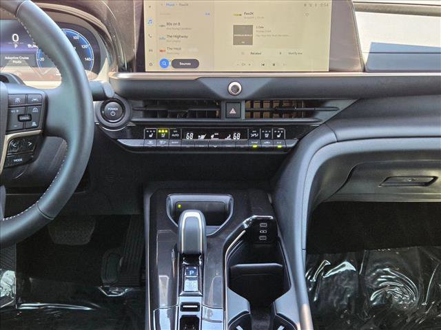 Certified 2025 Toyota Crown w/ Advanced Technology Package AWD/4WD image 16