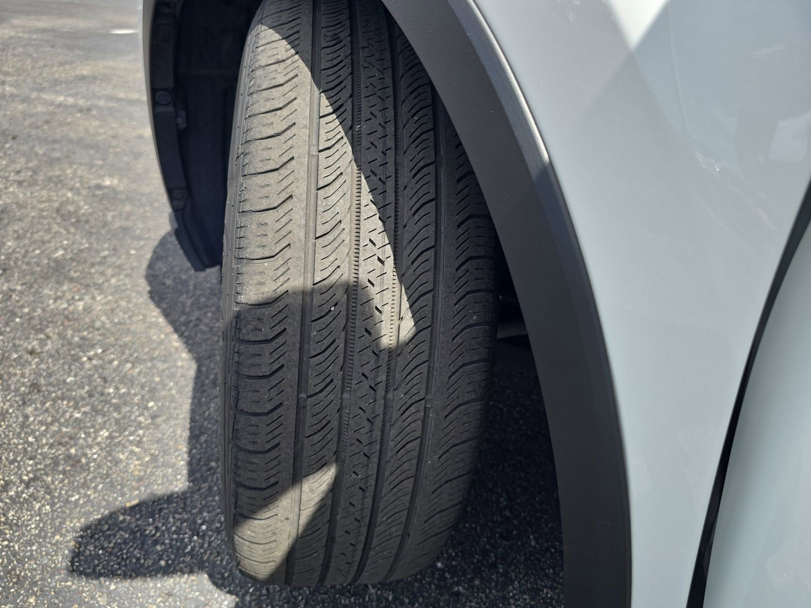 Used 2021 Toyota C-HR LE image 26