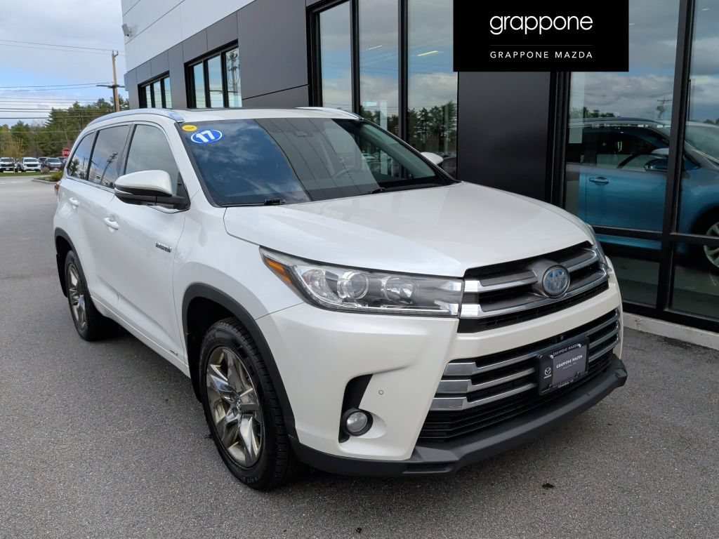 Used 2017 Toyota Highlander Limited Platinum AWD/4WD image 1