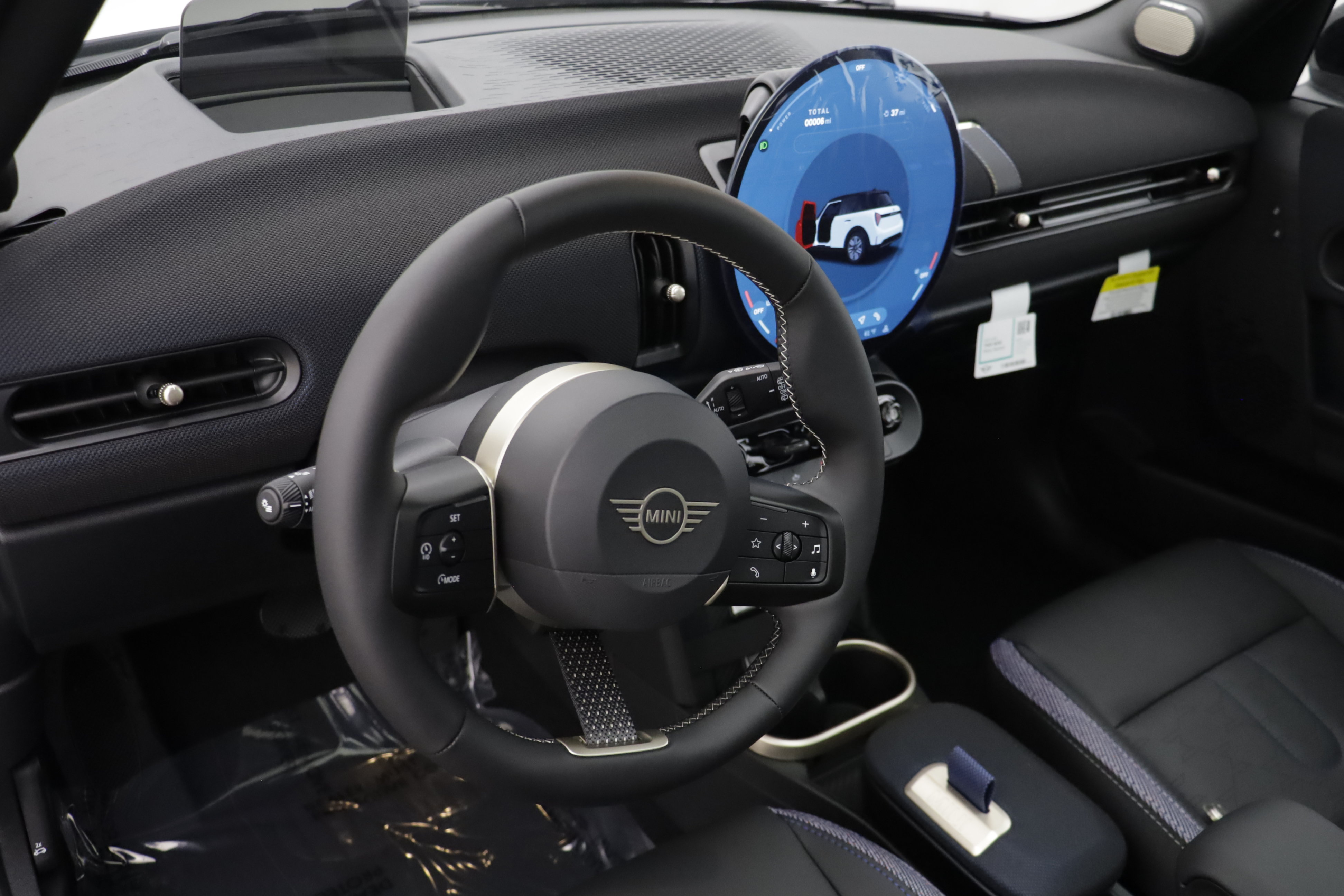 New 2027 MINI Cooper 4-Door Hardtop FWD image 7