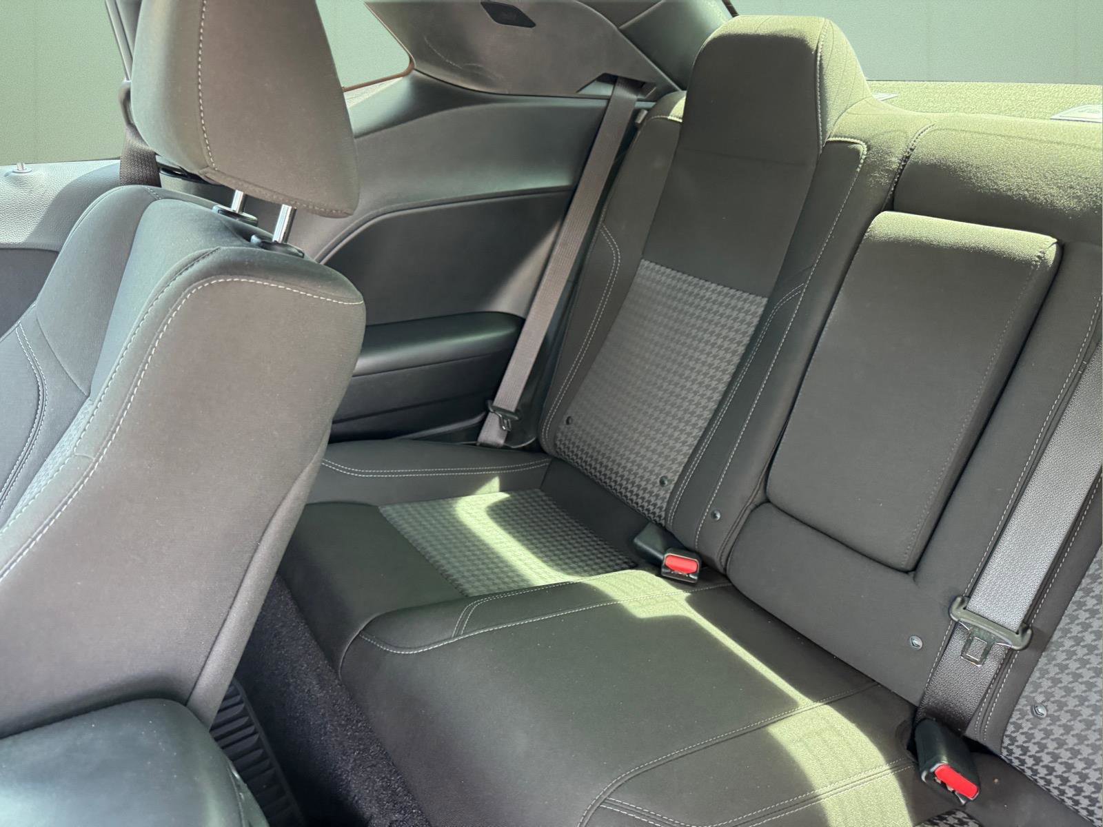 Used 2021 Dodge Challenger SXT w/ Driver Convenience Group image 8