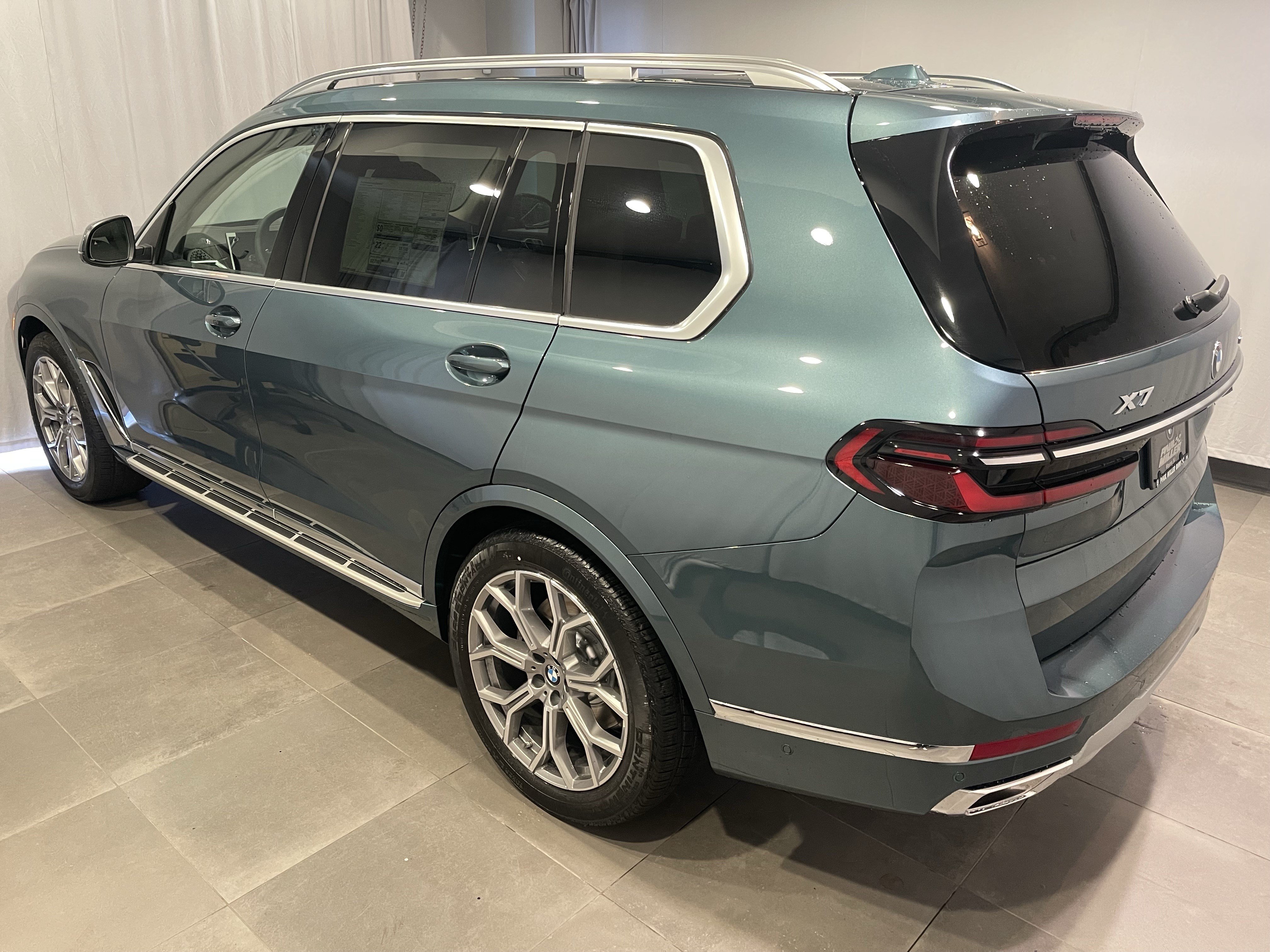 New 2027 BMW X7 xDrive40i AWD/4WD image 4