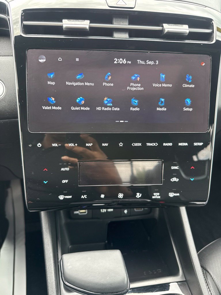 Certified 2024 Hyundai Santa Cruz Limited AWD/4WD image 14