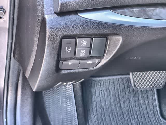 Used 2018 Acura TLX w/ Technology Package FWD image 29