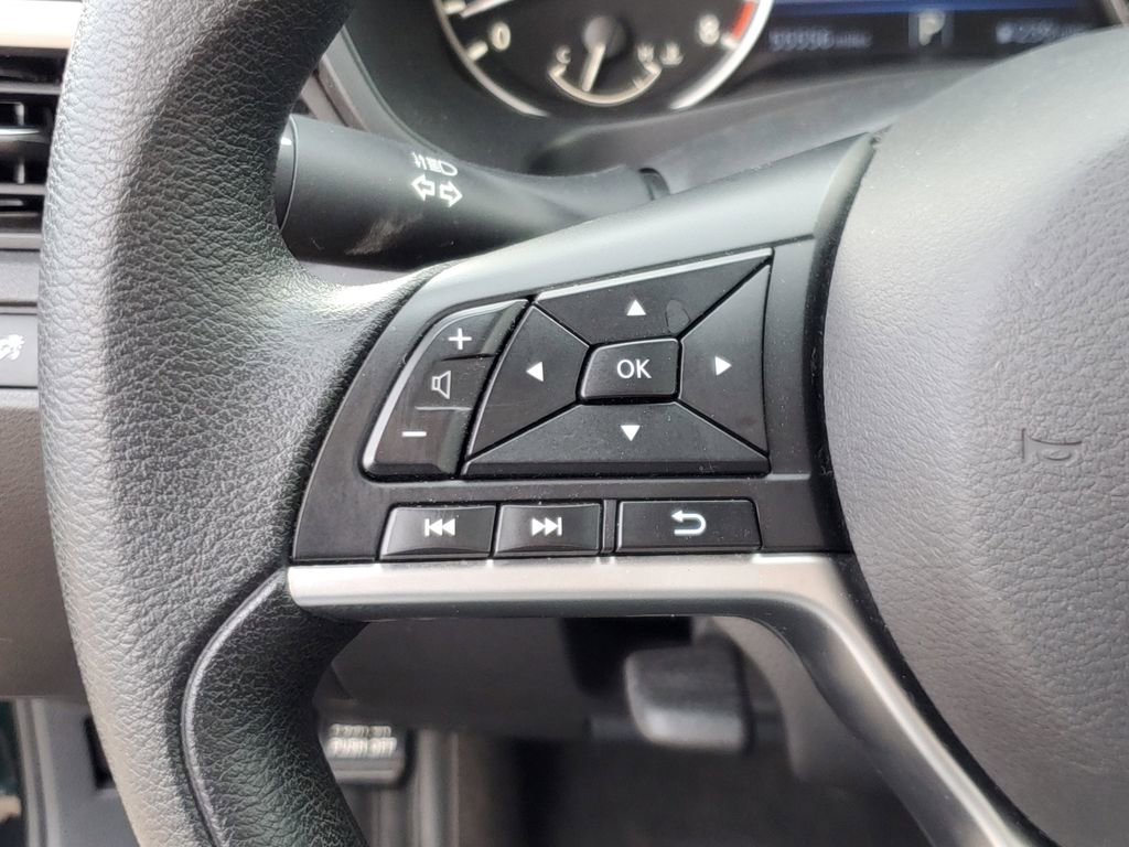 Used 2024 Nissan Altima 2.5 SV image 21