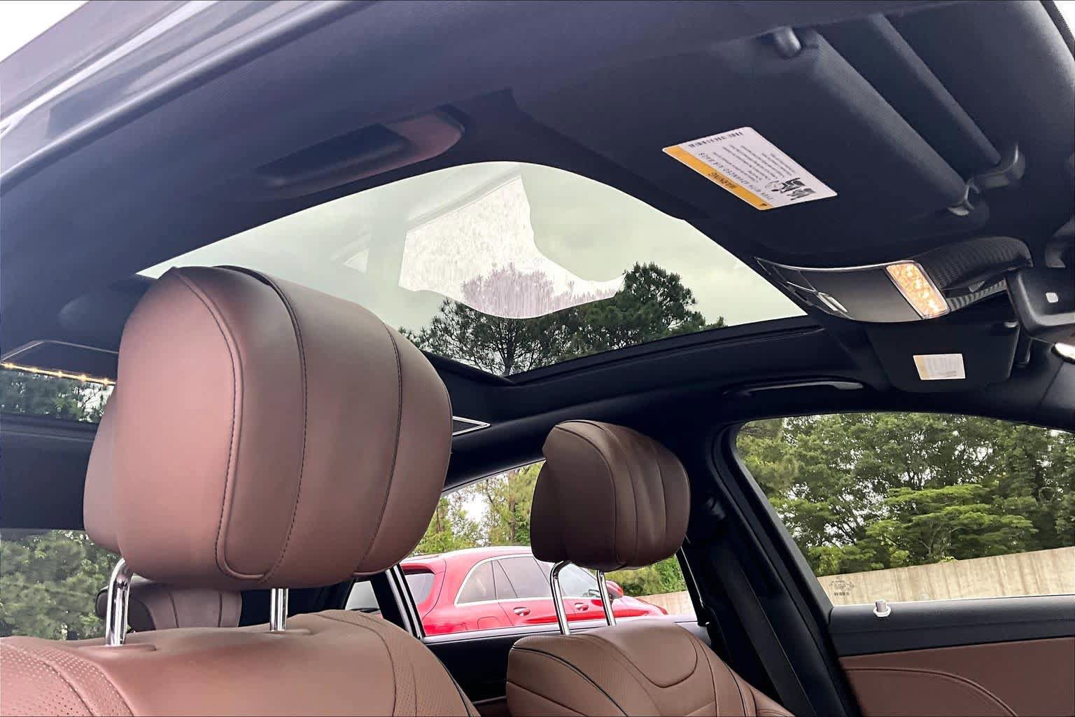 Used 2018 Mercedes-Benz S 560 4MATIC Sedan image 14