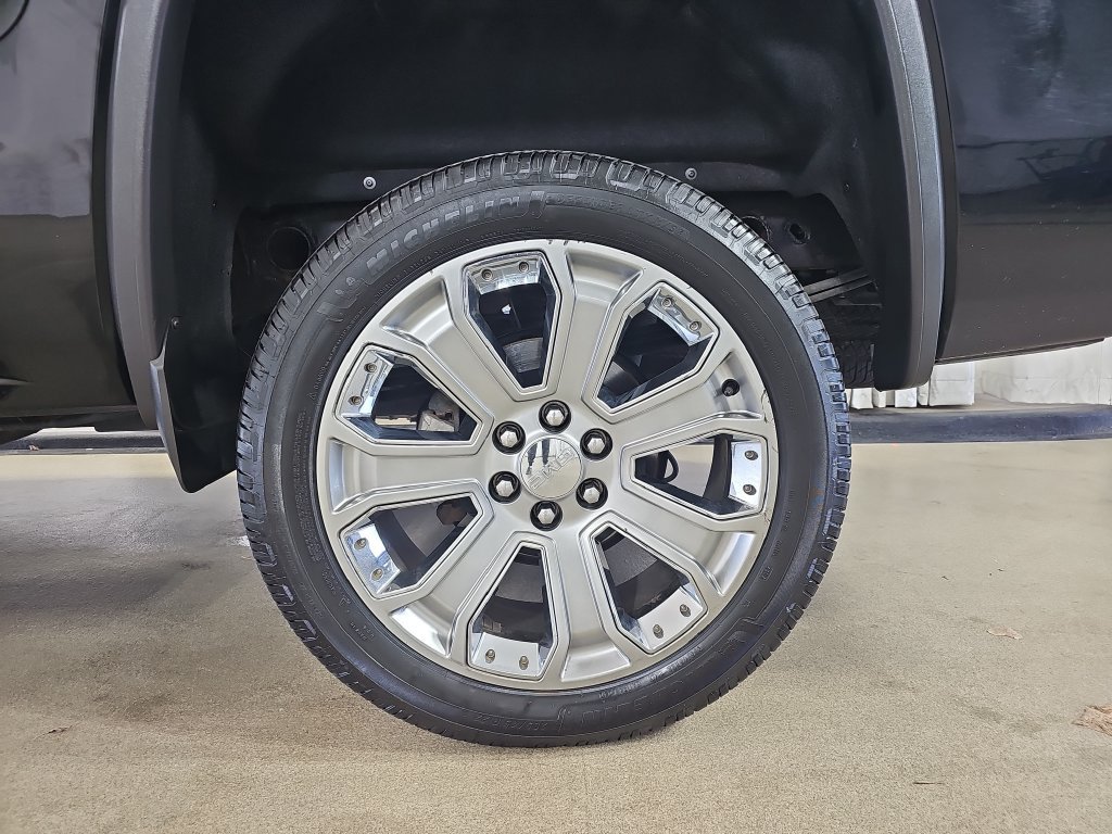 Certified 2018 GMC Sierra 1500 Denali w/ Denali Ultimate Package AWD/4WD image 39